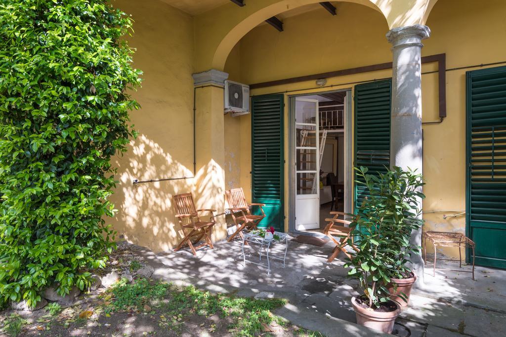 Roommo Pergola Florens Exteriör bild